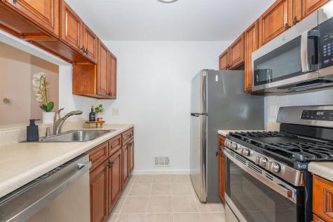 72 Cherry Street Jersey City NJ 07305