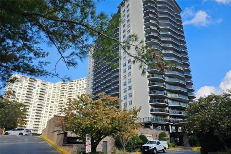 2077 Center Avenue Fort Lee NJ 07024