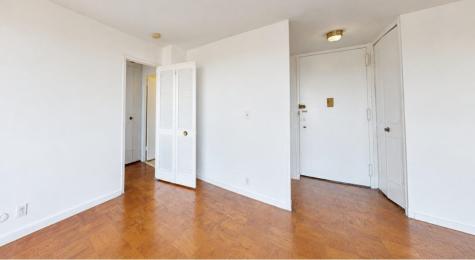 2077 Center Avenue Fort Lee NJ 07024
