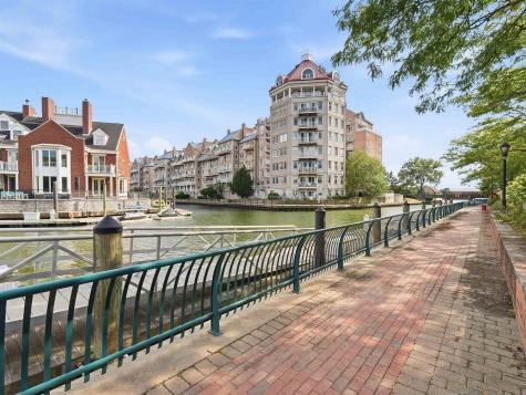202 Shearwater Court West Jersey City NJ 07305