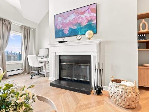 202 Shearwater Court West Jersey City NJ 07305