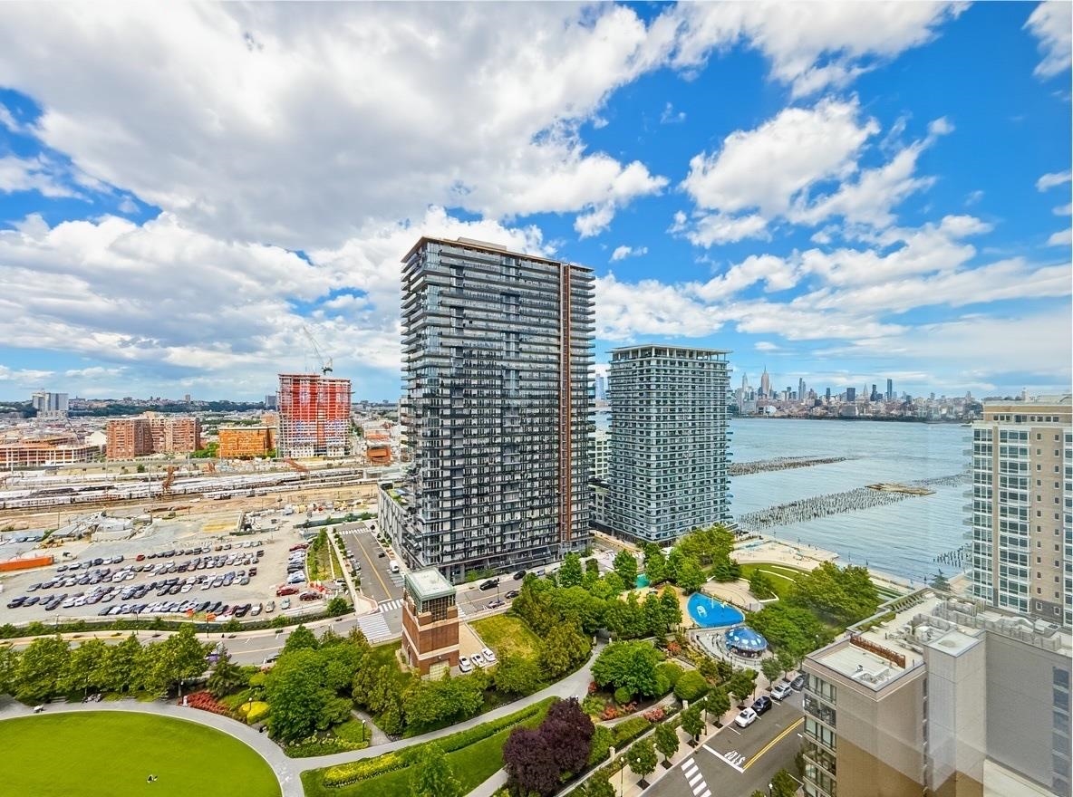 75 Park Lane South Jersey City NJ 07310