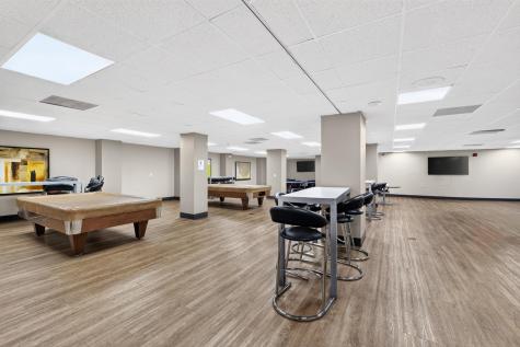 827 Harmon Cove Tower Secaucus NJ 07094