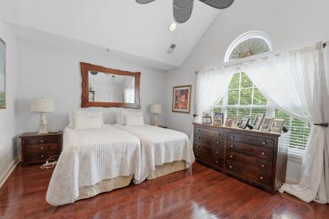95 Osprey Court Secaucus NJ 07094