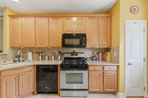 95 Osprey Court Secaucus NJ 07094
