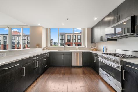 1100 Maxwell Lane Hoboken NJ 07030