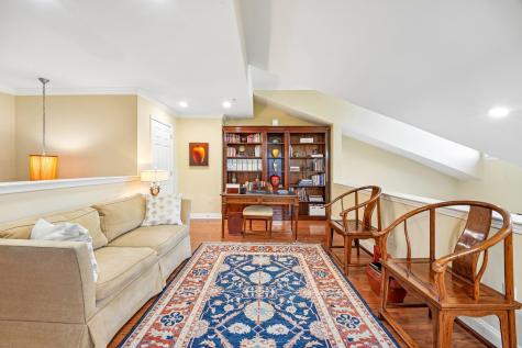 135 Abbie Court Guttenberg NJ 07093