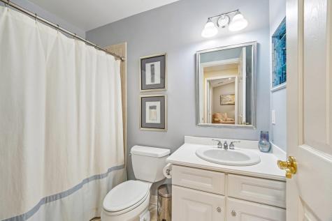 135 Abbie Court Guttenberg NJ 07093