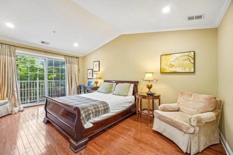 135 Abbie Court Guttenberg NJ 07093