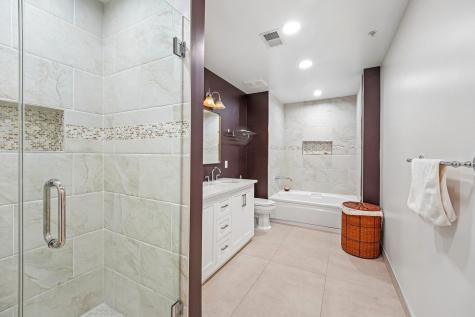135 Abbie Court Guttenberg NJ 07093
