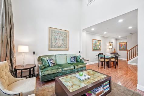 135 Abbie Court Guttenberg NJ 07093