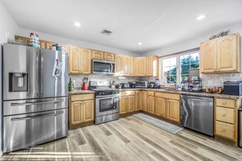 386A Park Avenue Fairview NJ 07022