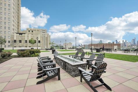 4 Beacon Way Jersey City NJ 07304