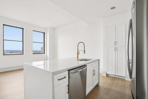 4 Beacon Way Jersey City NJ 07304