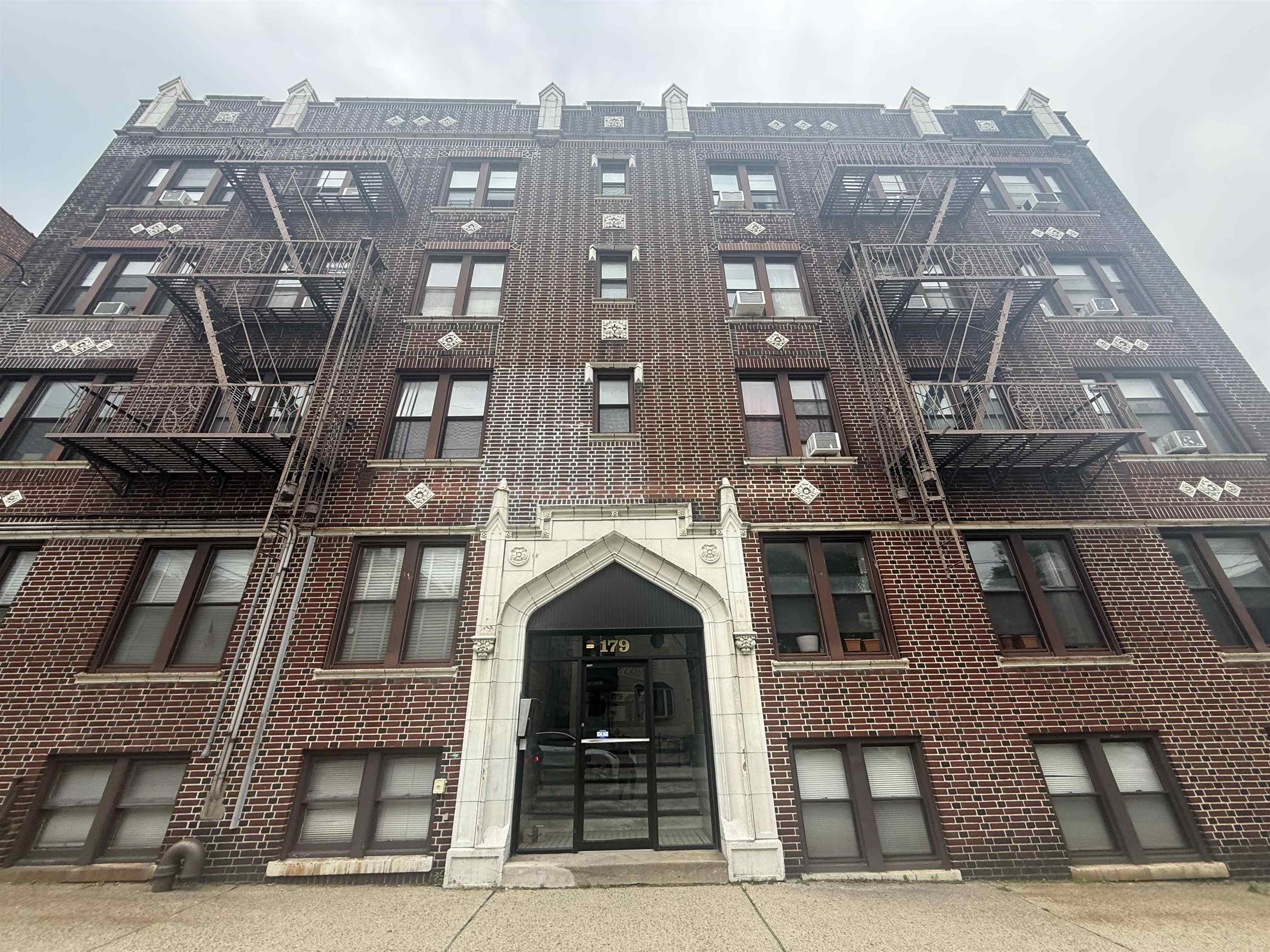 301 79th Street North Bergen NJ 07047