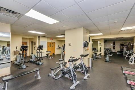 6040 Boulevard East West New York NJ 07093