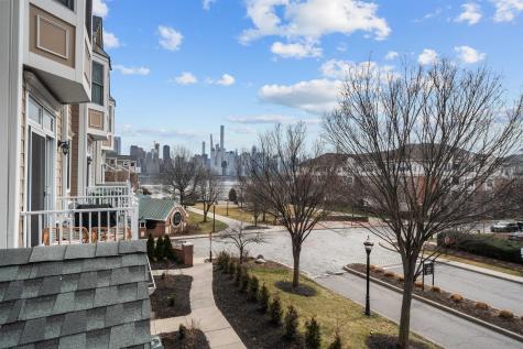 397 Kingston Court West New York NJ 07093