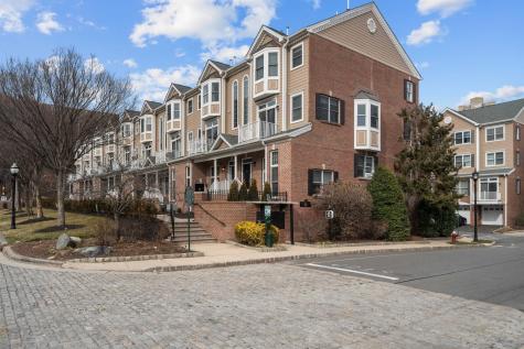 397 Kingston Court West New York NJ 07093