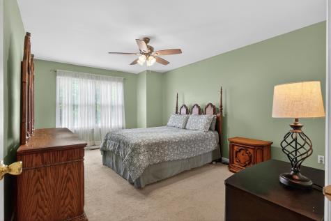 20 Oak Lane Eatontown Boro NJ 07724