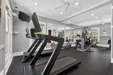 20 Oak Lane Eatontown Boro NJ 07724