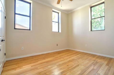 118 Leonard Street Jersey City NJ 07307