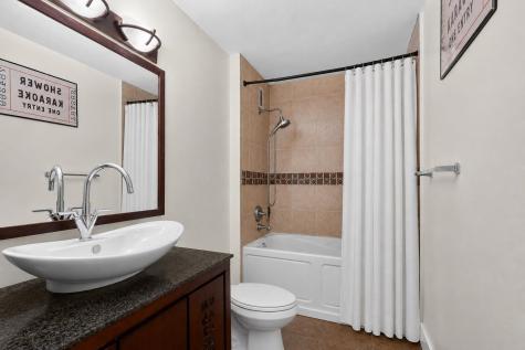 1020 Harmon Cove Tower Secaucus NJ 07094-1737