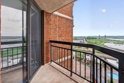 1020 Harmon Cove Tower Secaucus NJ 07094-1737