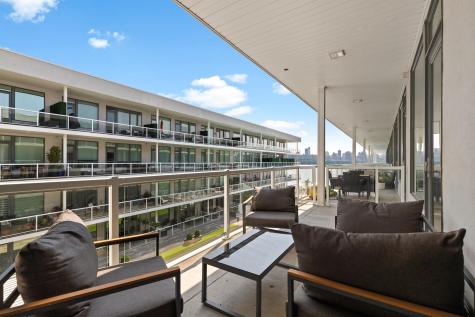 3 Somerset Lane Edgewater NJ 07020