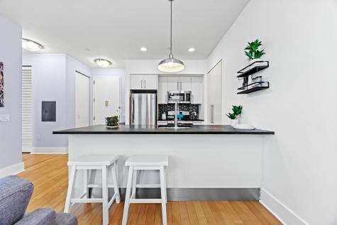 4 Beacon Way Jersey City NJ 07304