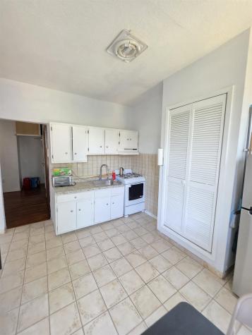 213 48th Street Union City NJ 07087