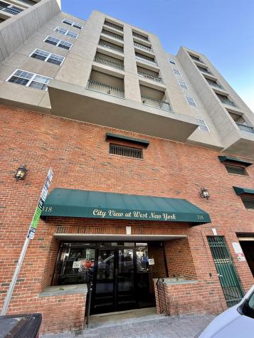 318 54th Street West New York NJ 07093