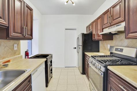101 73rd Street North Bergen NJ 07047