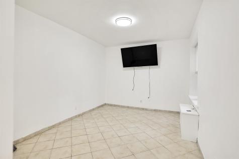 101 73rd Street North Bergen NJ 07047