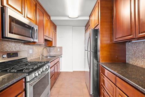 3 Horizon Road Fort Lee NJ 07024