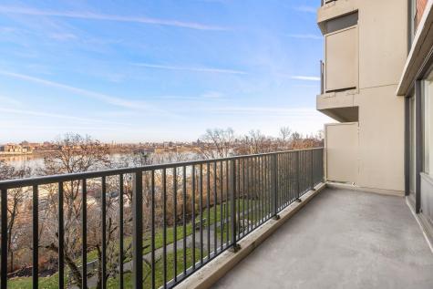 3 Horizon Road Fort Lee NJ 07024