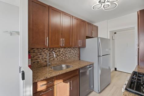 6600 Boulevard East West New York NJ 07093