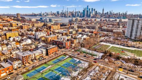 605 New York Avenue Union City NJ 07087