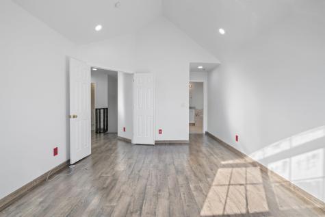 11 Bayside Drive Bayonne NJ 07002
