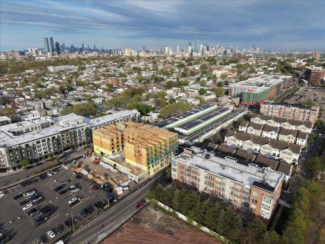 3 Greenwich Drive Jersey City NJ 07305