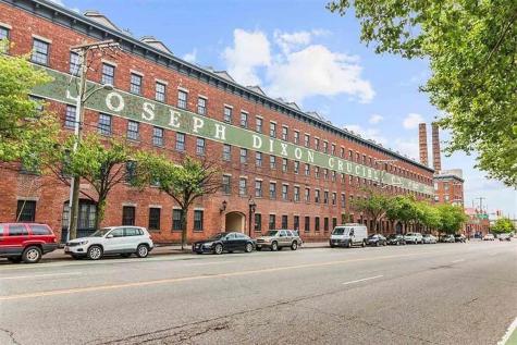 227 Christopher Columbus Drive Jersey City NJ 07302