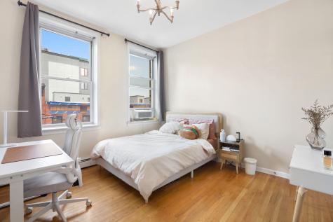 319 Barrows Avenue Jersey City NJ 07302