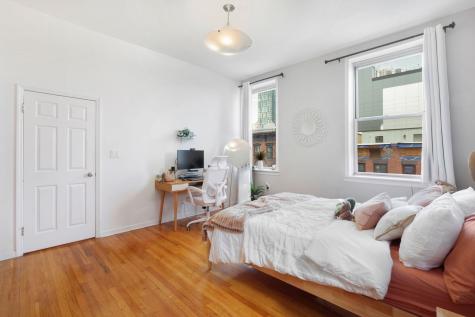 319 Barrows Avenue Jersey City NJ 07302
