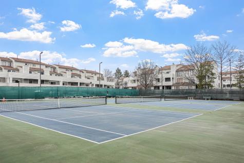 426 Harmon Cove Tower Secaucus NJ 07094
