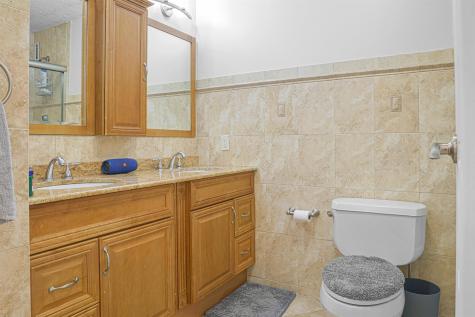 426 Harmon Cove Tower Secaucus NJ 07094