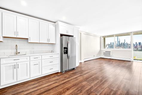 899 Boulevard East Weehawken NJ 07086