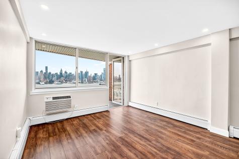 899 Boulevard East Weehawken NJ 07086