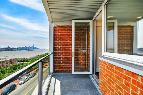 899 Boulevard East Weehawken NJ 07086