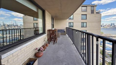 380 Mountain Road Union City NJ 07087