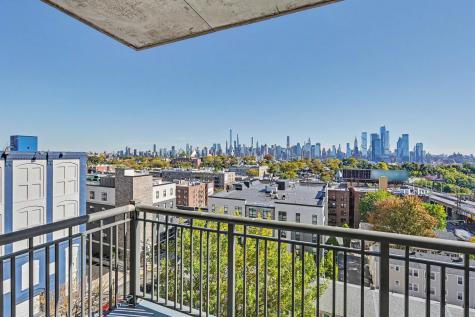 3312 Hudson Avenue Union City NJ 07087