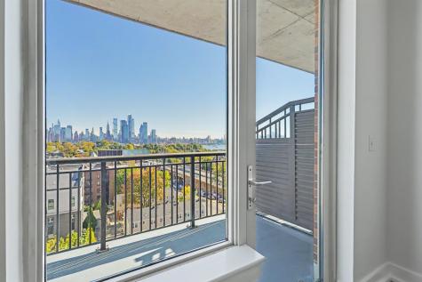 3312 Hudson Avenue Union City NJ 07087